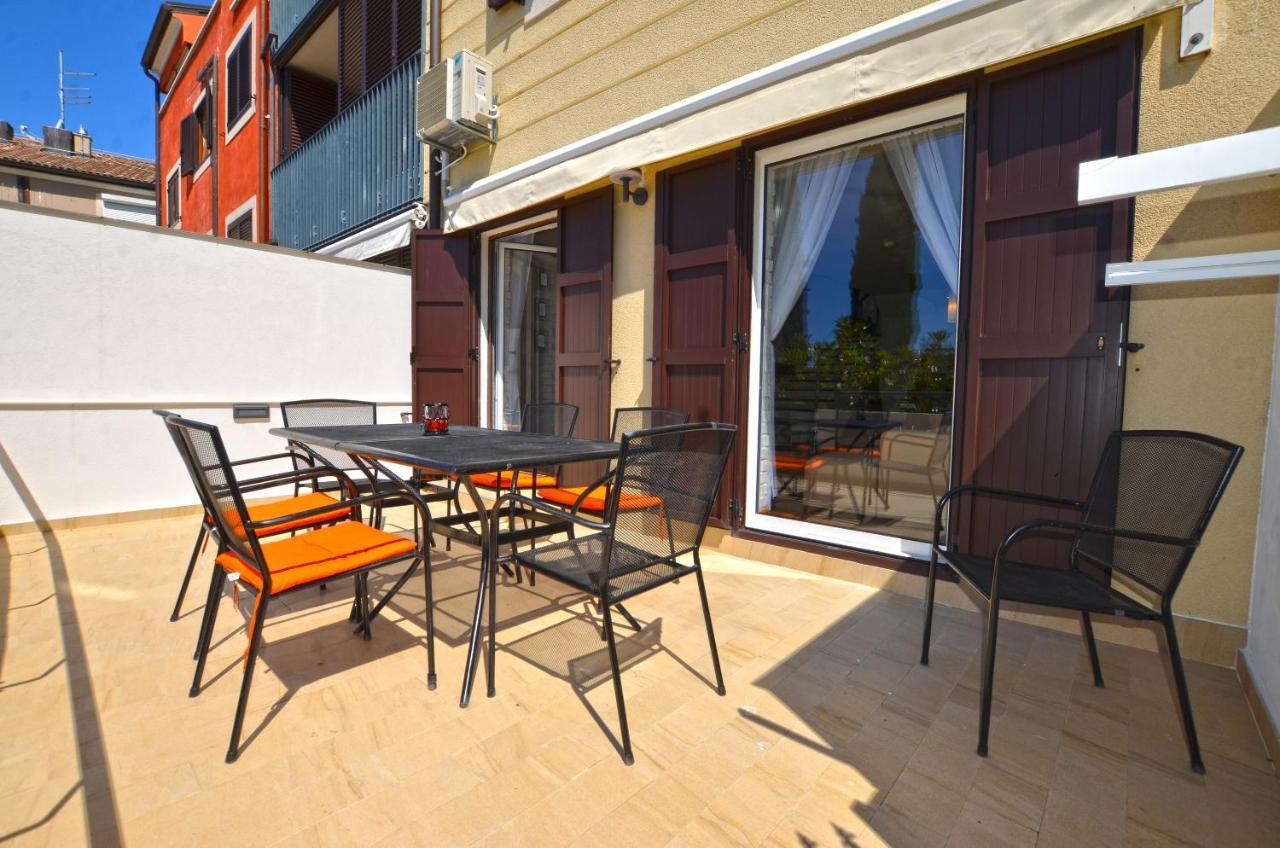 Apartment Max Ровинь Экстерьер фото