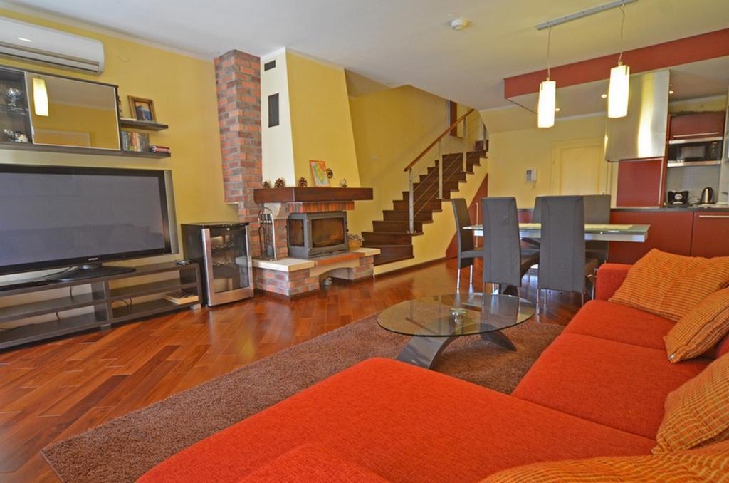 Apartment Max Ровинь Экстерьер фото
